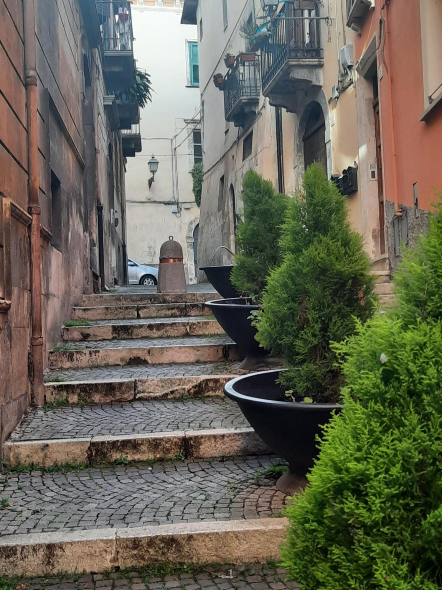 Casa A Scale Villa Sulmona Exteriör bild